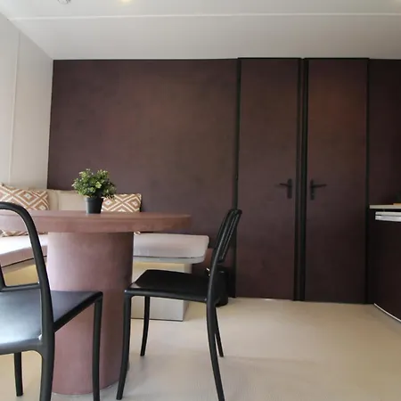 De La Vallée * Durbuy