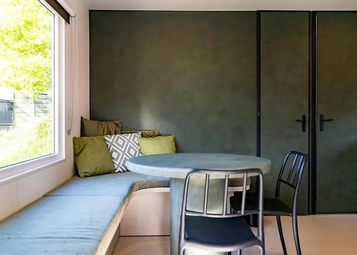 De La Vallée Camping *